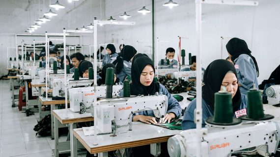 Jasa Penjahitan Garmen Di Tarogong Kidul