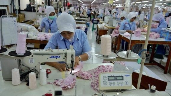 servis menjahit pabrik pakaian di Bantul