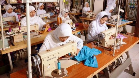 servis penjahitan konveksi di Mojosari