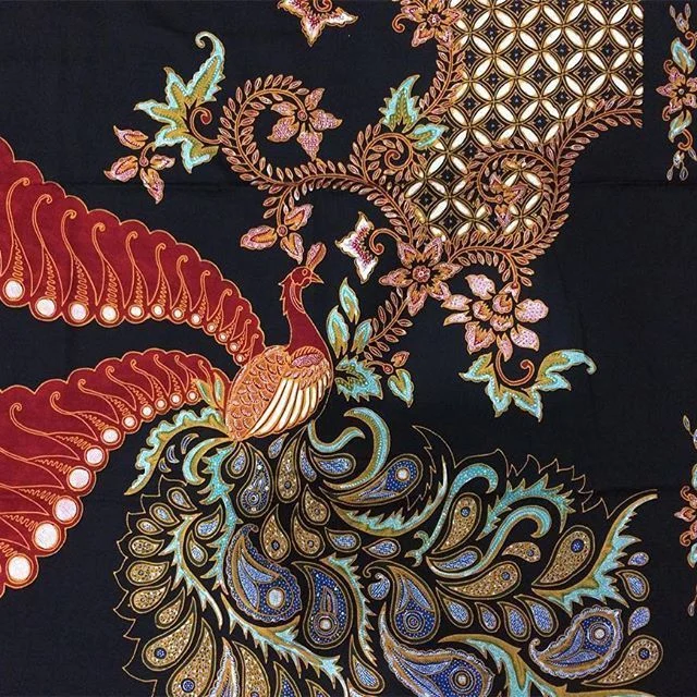 Contoh Implementasi Motif Bali Girl dalam Berbagai Produk